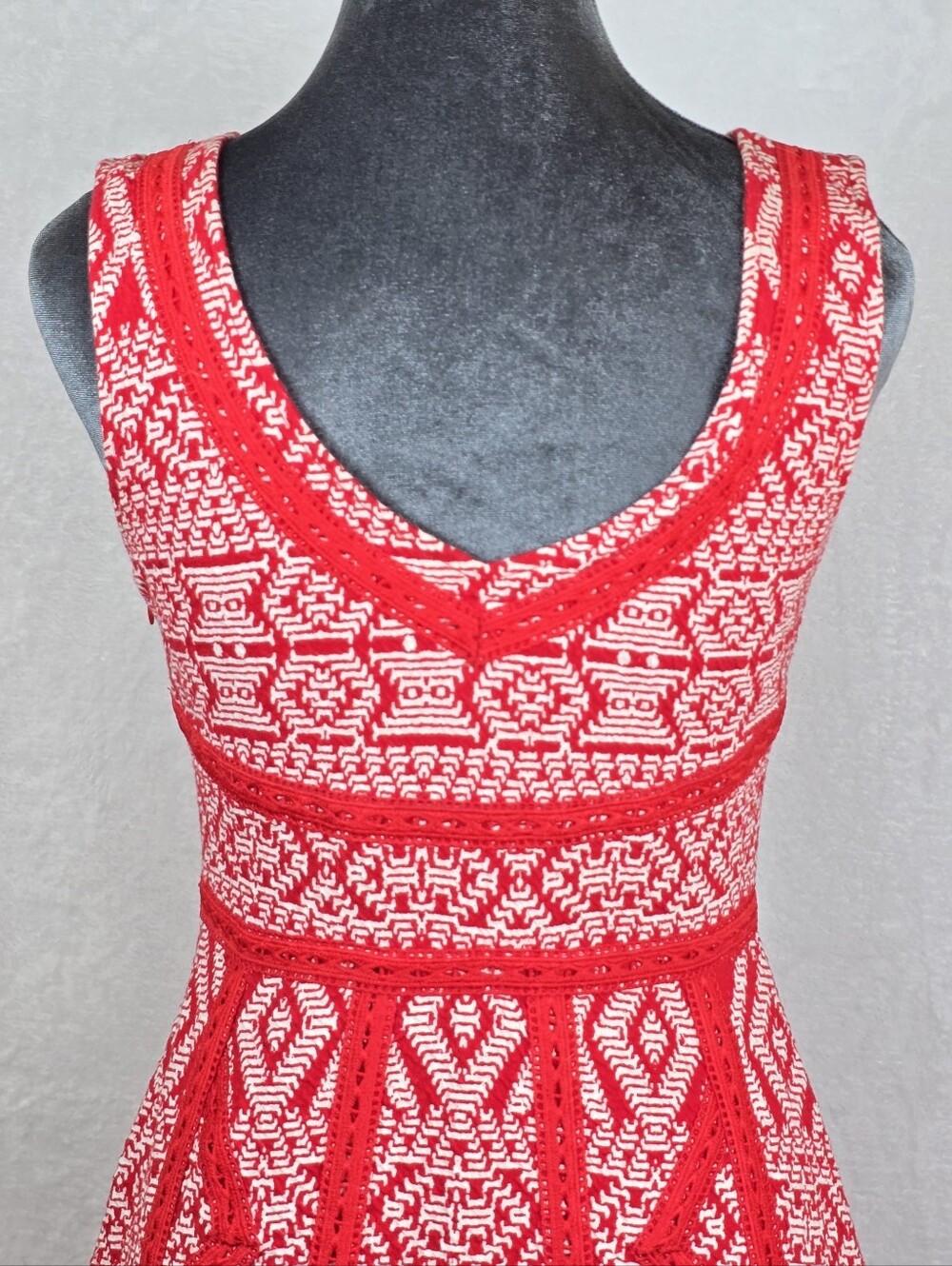 Maeve Emma Geometric Fit-Flare Embroidered Knit Dress Sz.0 Crochet Sleeveless - Picture 7 of 14